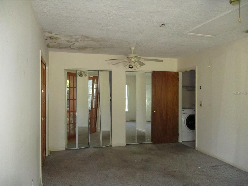 Empty room, Interior, Washer