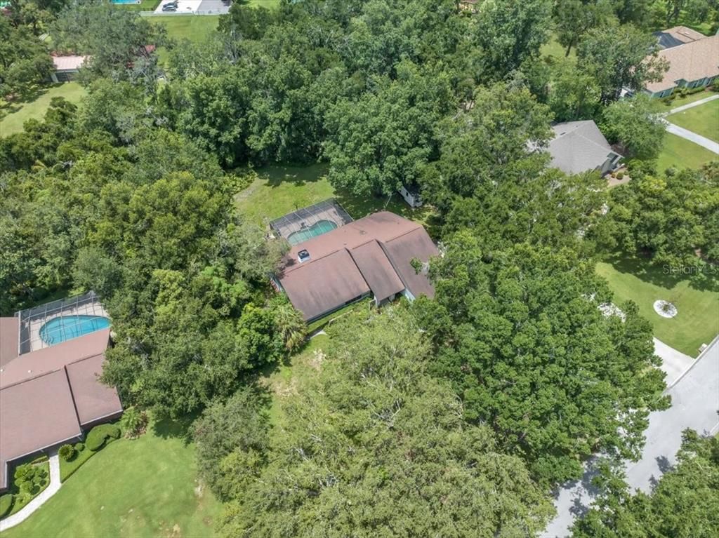 Exterior, Drone