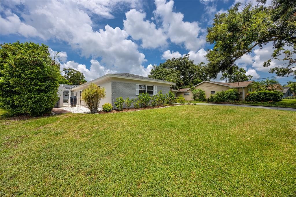 Backyard, Exterior