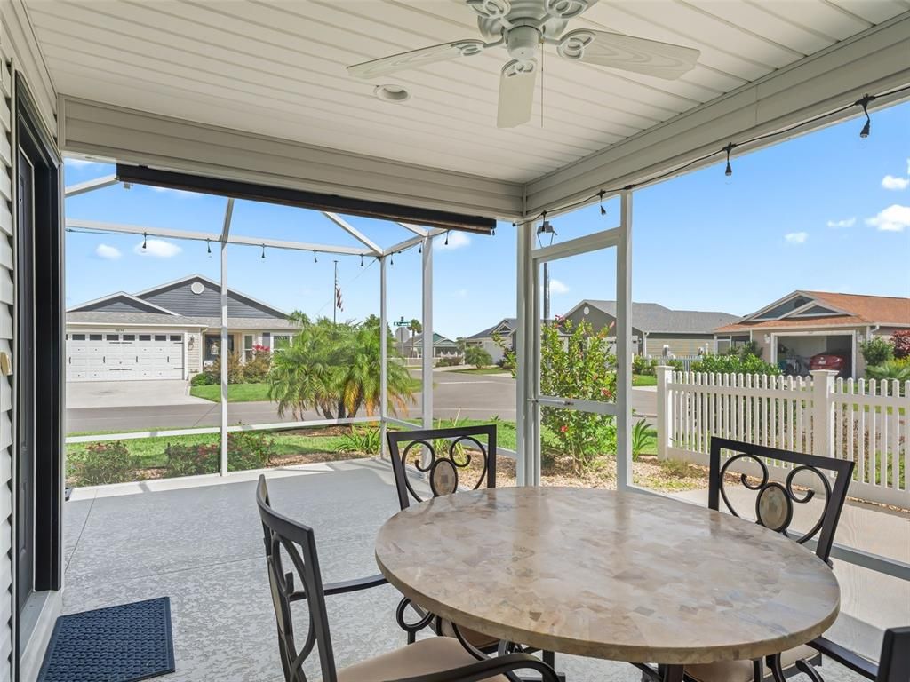 Dining room, Interior, Sun Room