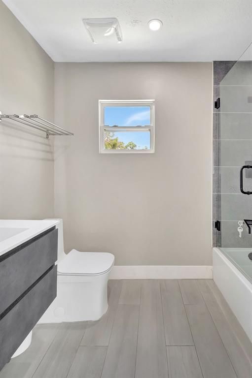Bathroom, Interior, Recessed Lighting, Wood Texture Flooring