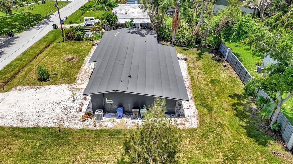 Exterior, Drone