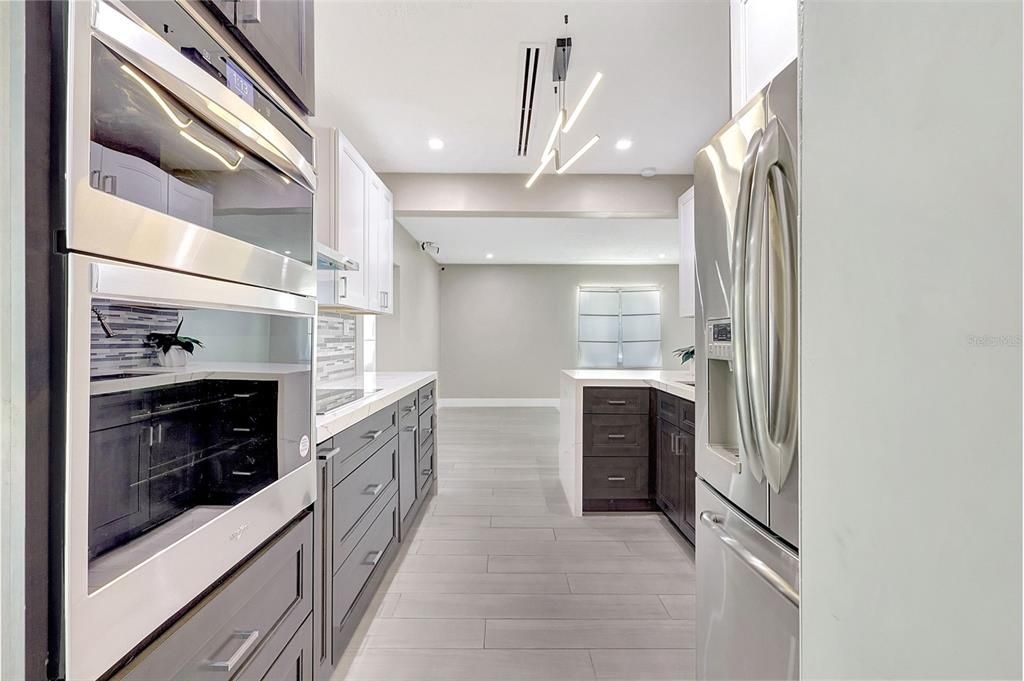 Interior, Kitchen, Pendant Lights, Recessed Lighting, Stainless Steel Appliances