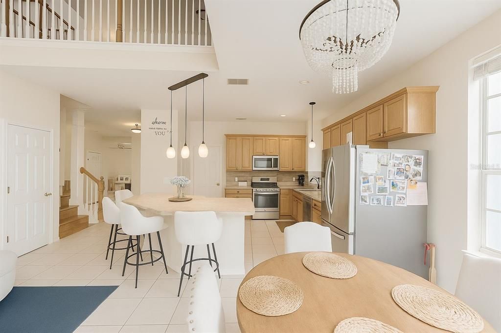 Dining room, Interior, Kitchen, Pendant Lights, Recessed Lighting, Stainless Steel Appliances