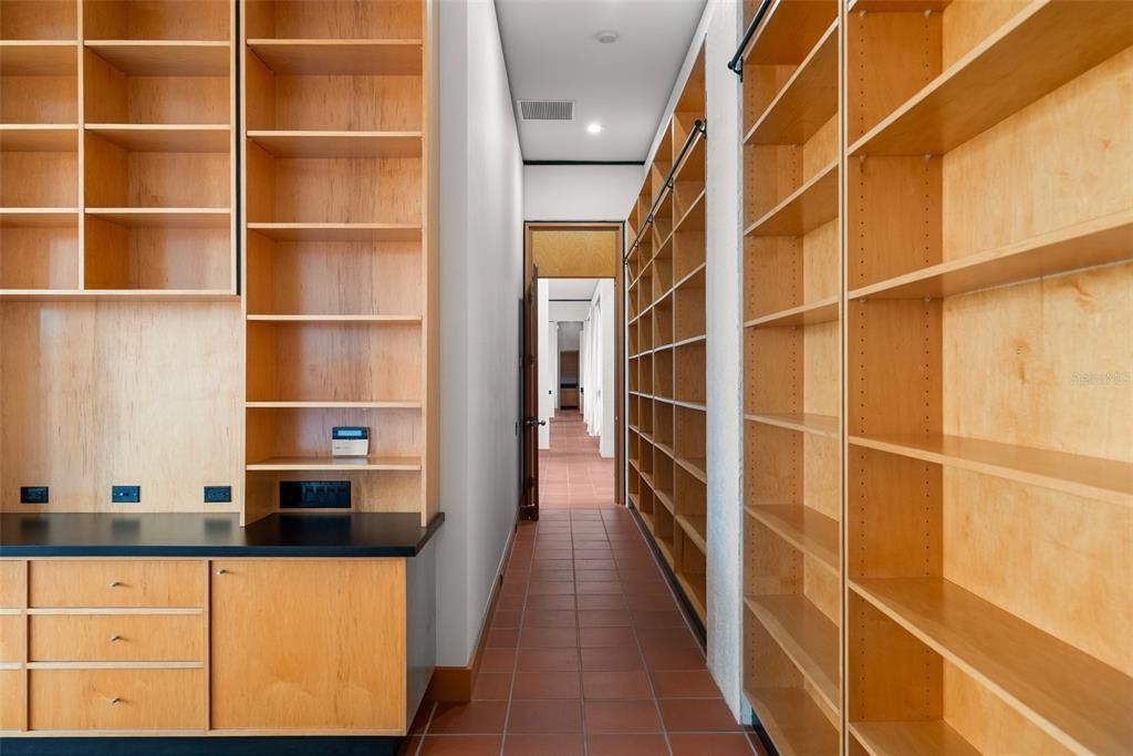 Interior, Recessed Lighting, Walk-in Closets