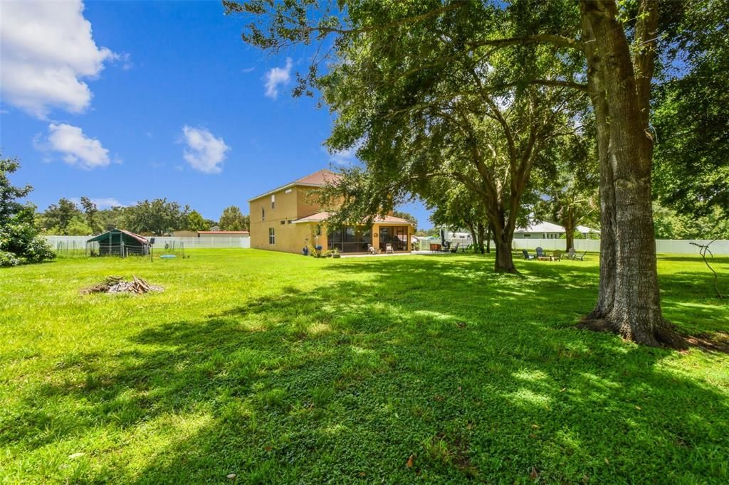 Backyard, Exterior