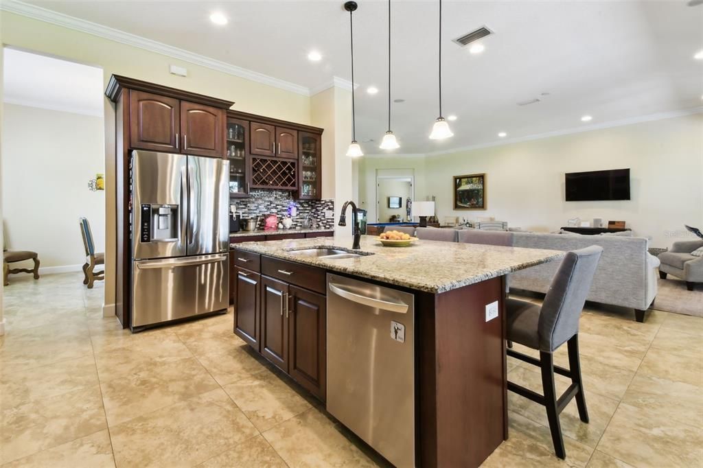Interior, Kitchen, Living room, Pendant Lights, Recessed Lighting, Stainless Steel Appliances