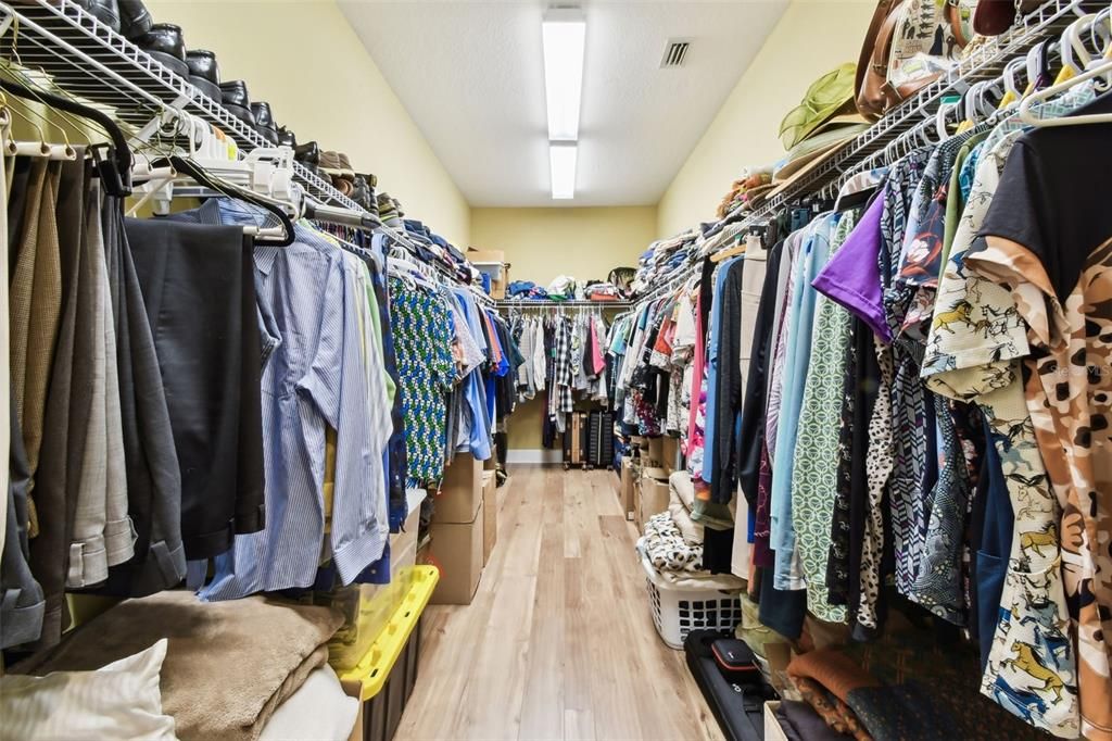 Interior, Walk-in Closets, Wood Texture Flooring