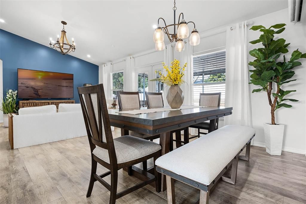 Chandelier, Dining room, Interior, Living room, Pendant Lights, Recessed Lighting, Wood Texture Flooring