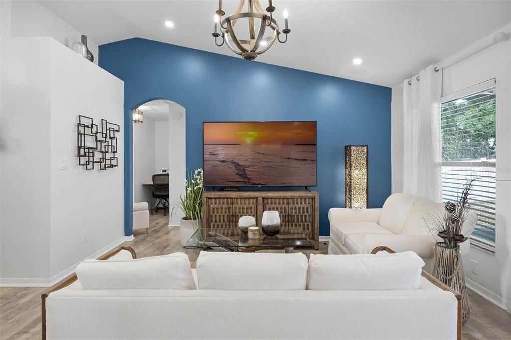 Interior, Living room, Recessed Lighting, Wood Texture Flooring