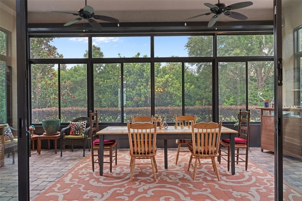 Dining room, Interior, Sun Room