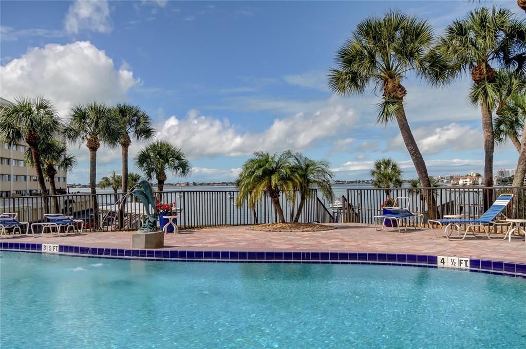 Exterior, Pool, Water