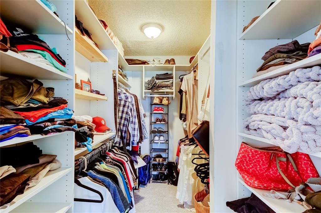 Interior, Walk-in Closets
