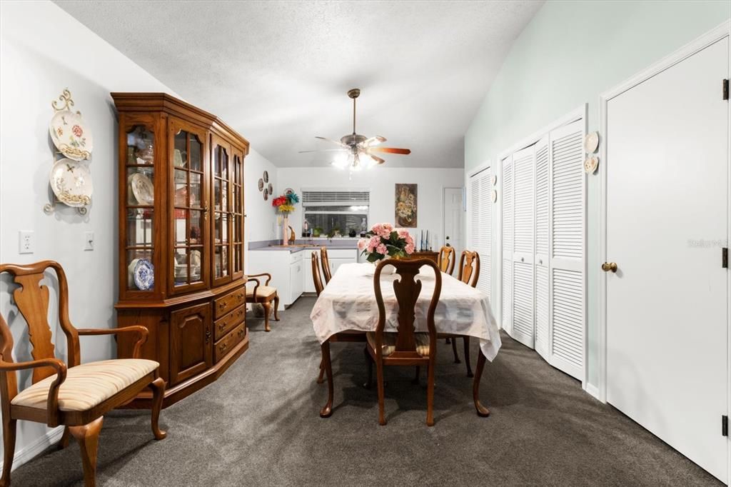 Dining room, Interior