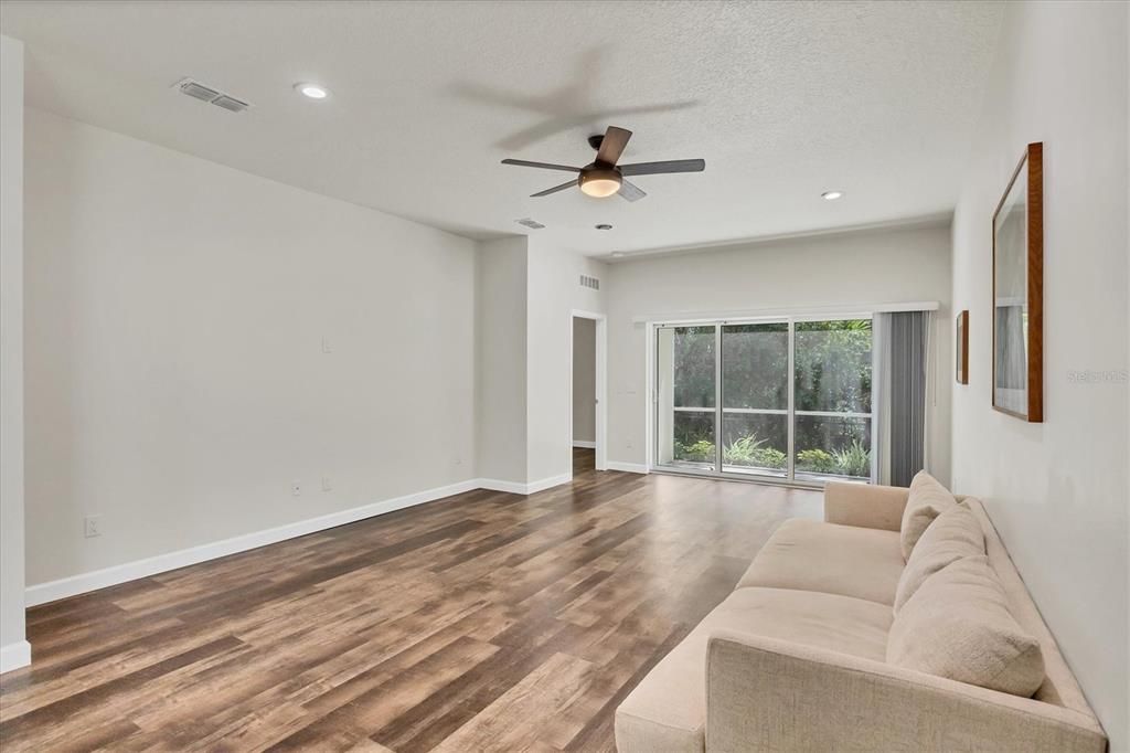 Interior, Recessed Lighting, Wood Texture Flooring