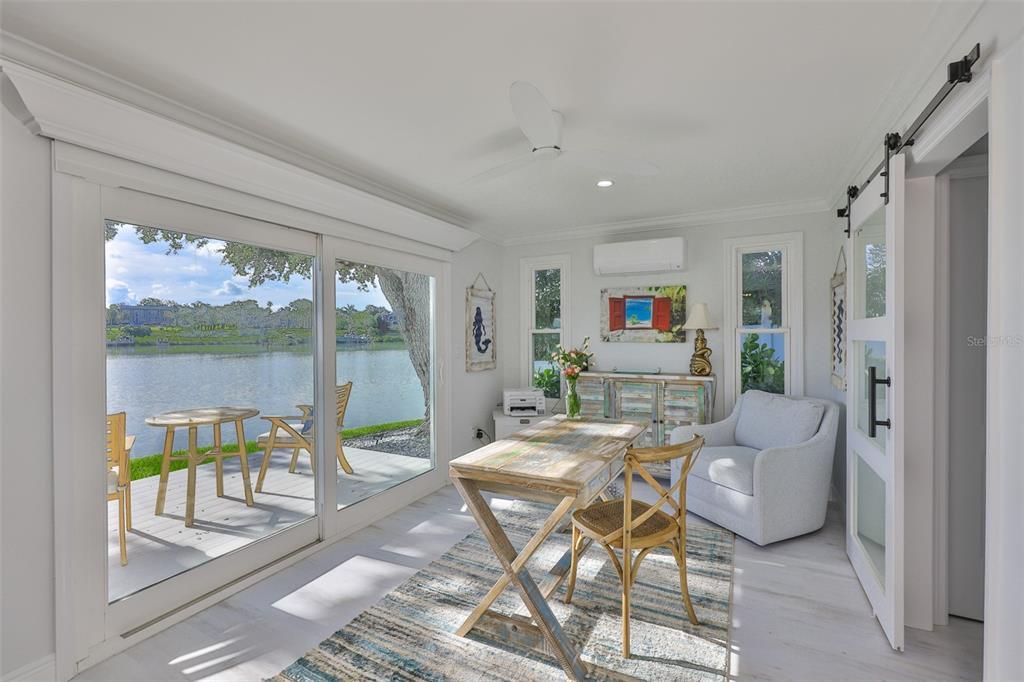 Interior, Recessed Lighting, Sun Room, Water, Wood Texture Flooring