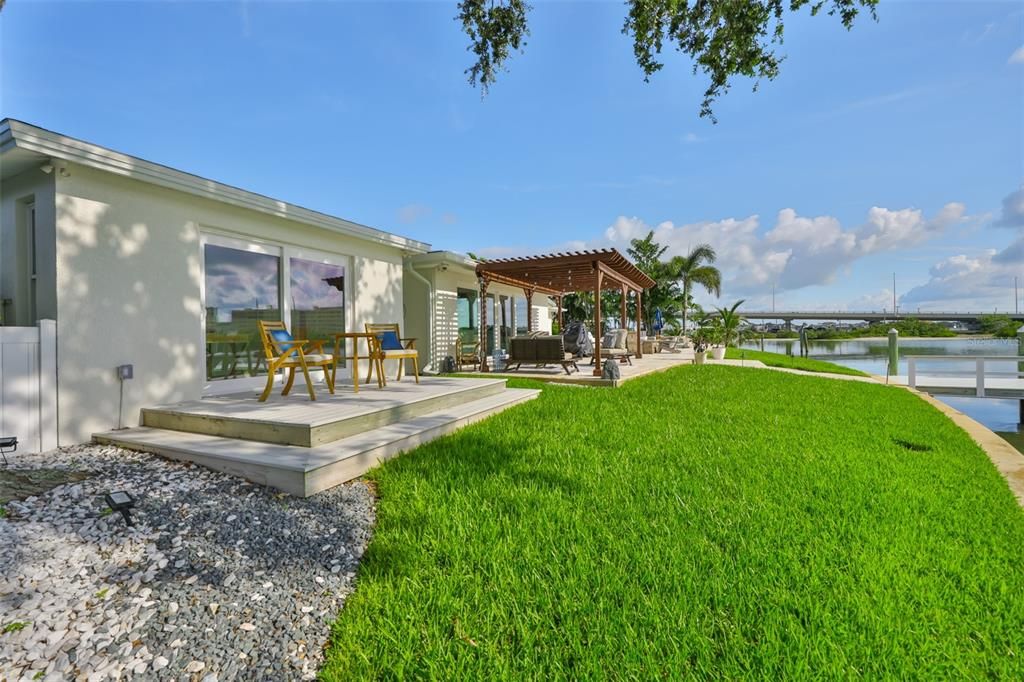 Backyard, Exterior, Water