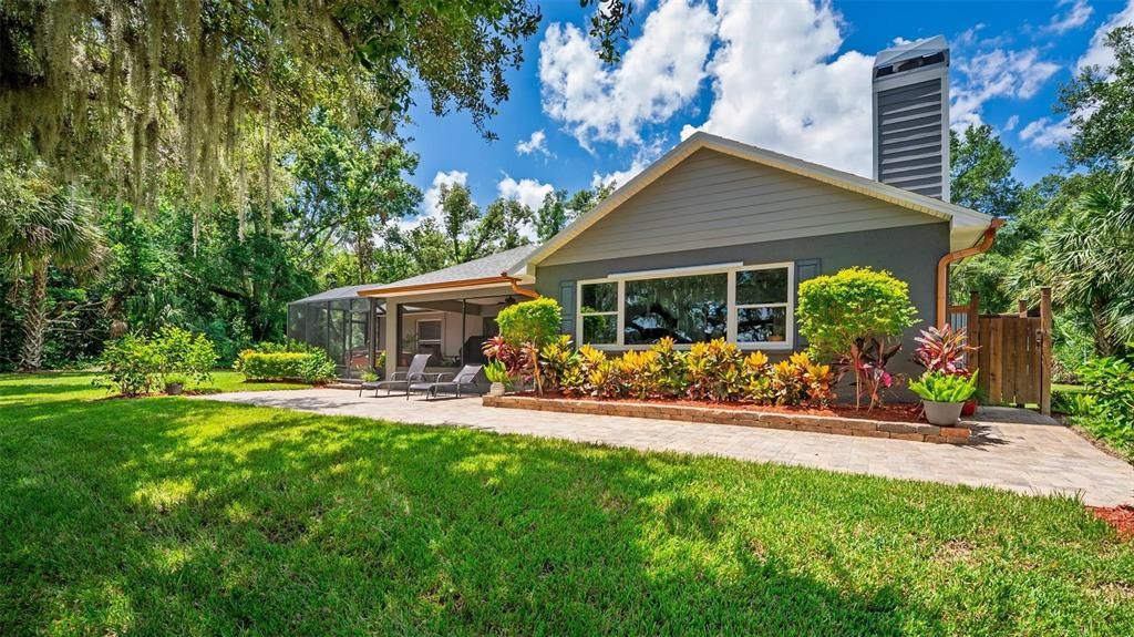 Backyard, Exterior