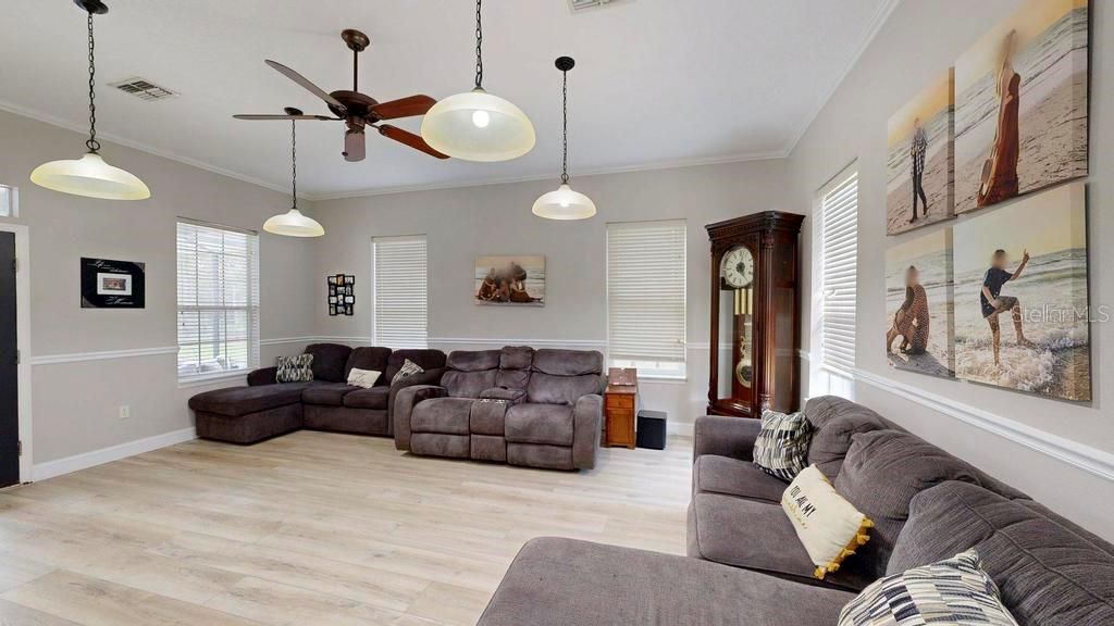 Interior, Living room, Pendant Lights, Wood Texture Flooring