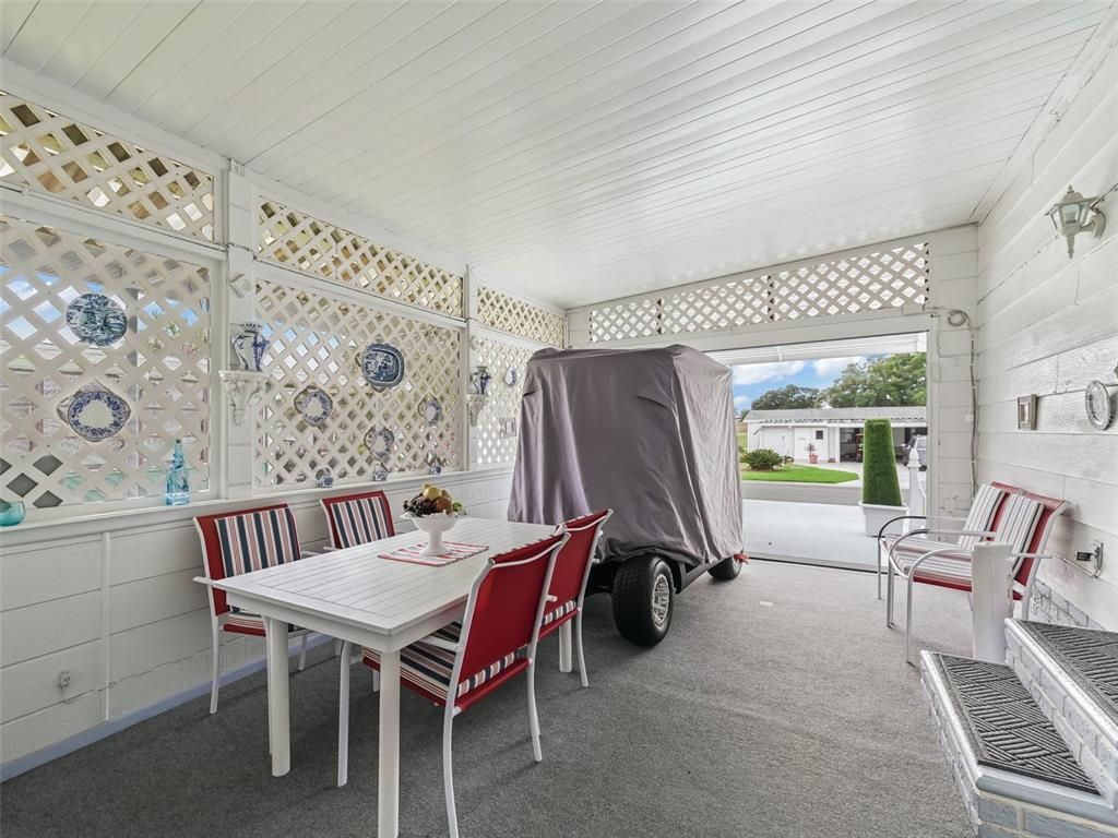 Dining room, Interior