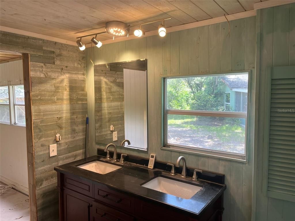 Bathroom, Interior, Wooden Ceilings, Wooden Walls
