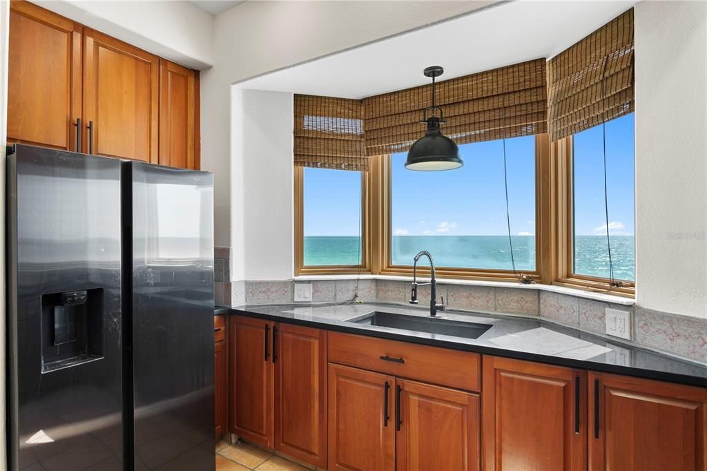 Interior, Kitchen, Pendant Lights, Water