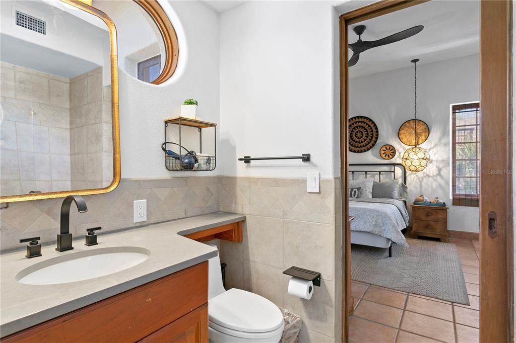 Bathroom, Bedroom, Interior, Pendant Lights