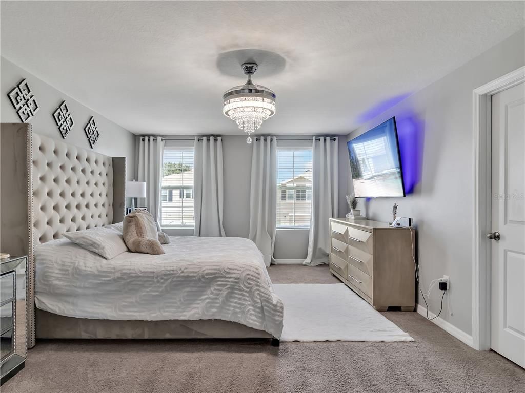 Bedroom, Chandelier, Interior