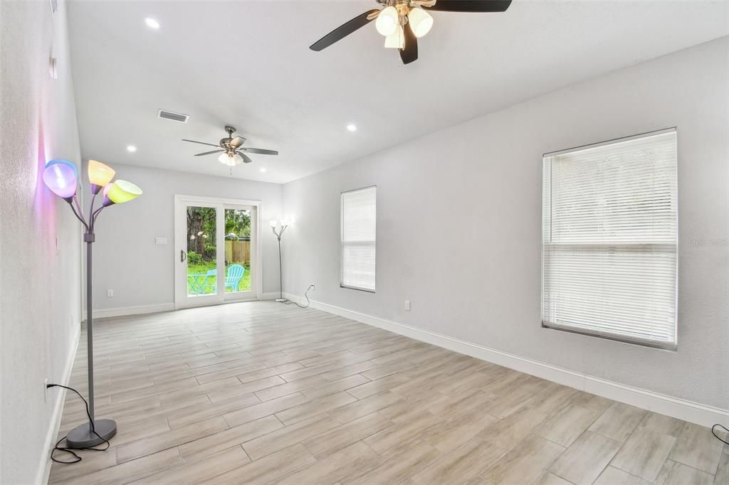 Empty room, Interior, Recessed Lighting, Wood Texture Flooring
