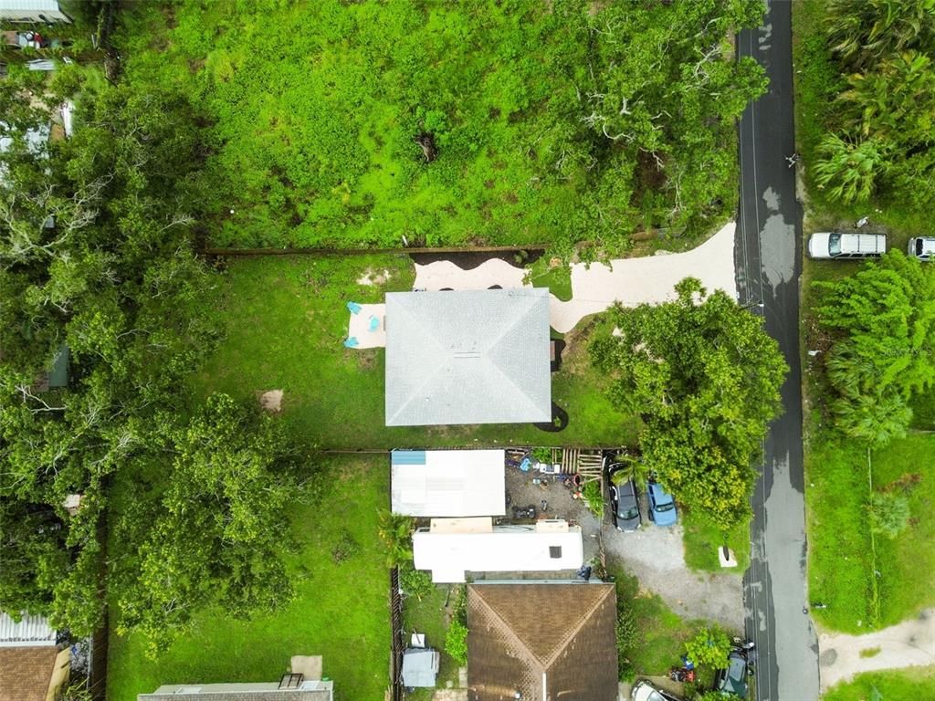 Exterior, Drone