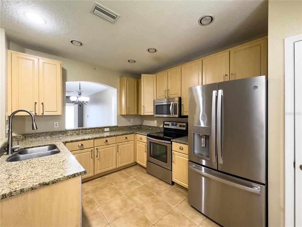 Chandelier, Interior, Kitchen, Recessed Lighting, Stainless Steel Appliances