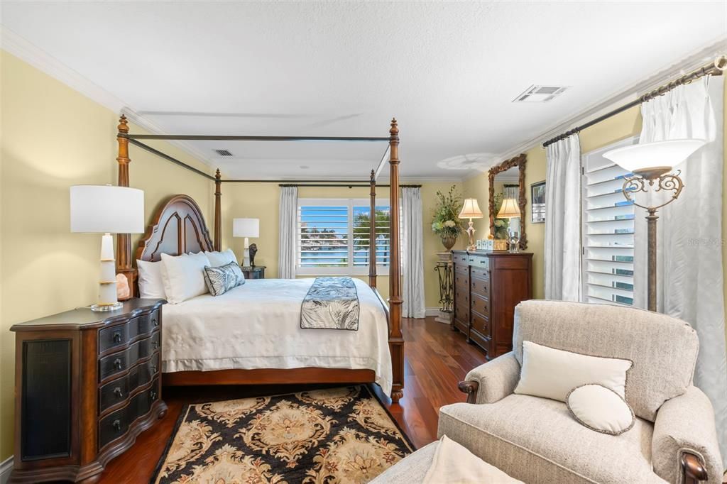 Bedroom, Interior, Water, Wood Texture Flooring