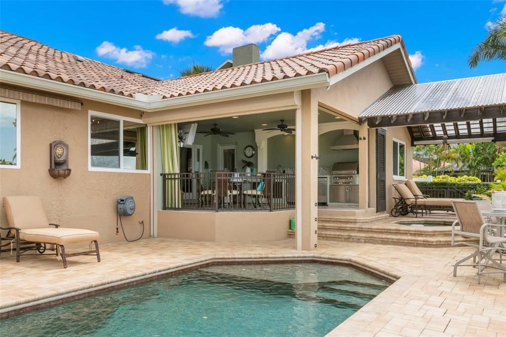 Exterior, Pool