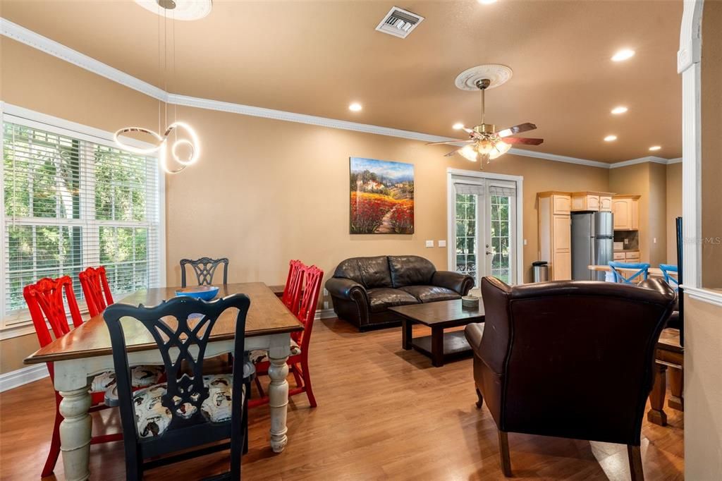 Dining room, Interior, Living room, Pendant Lights, Recessed Lighting, Wood Texture Flooring