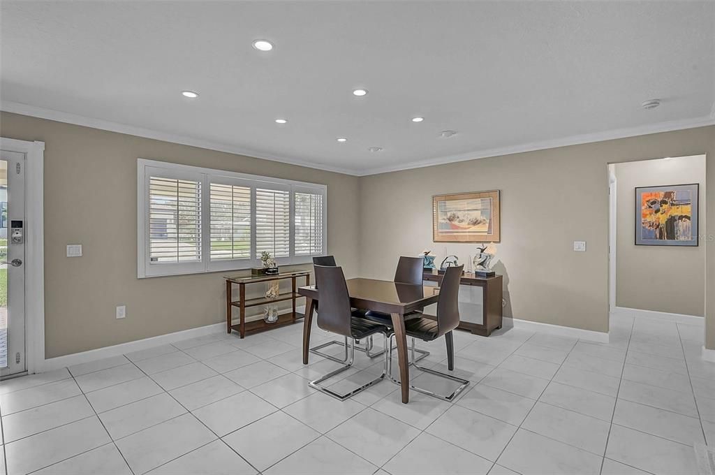 Dining room, Interior, Recessed Lighting