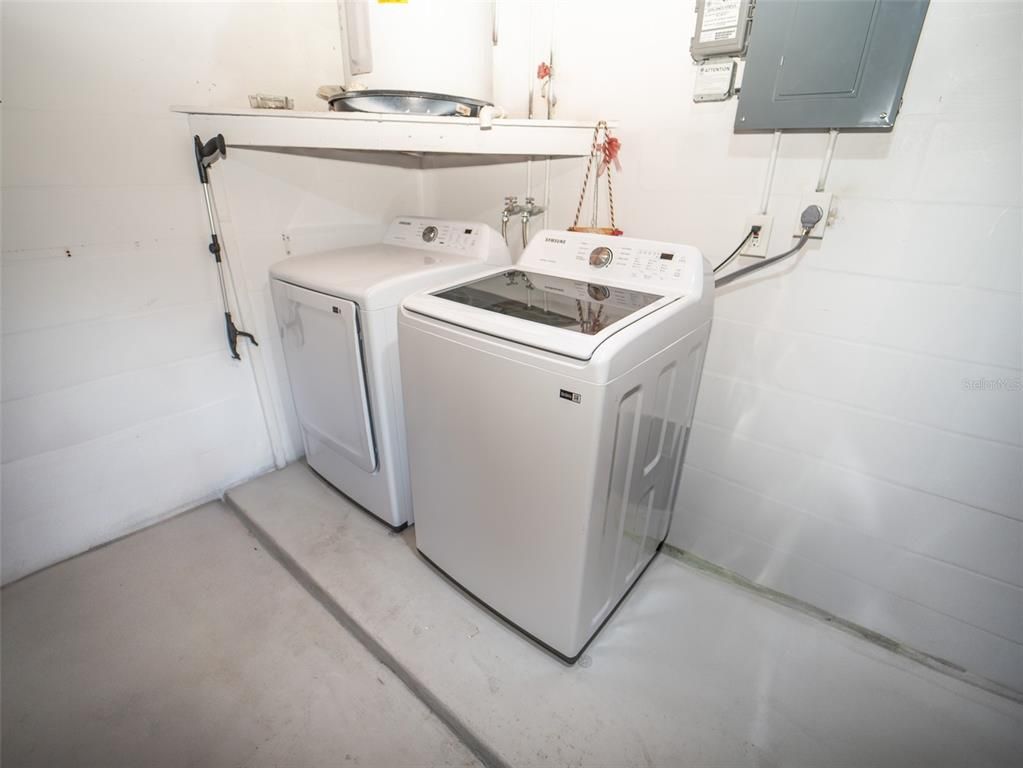 Interior, Washer
