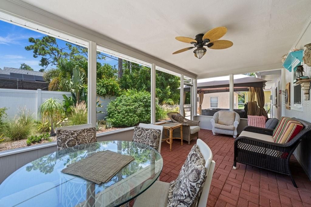 Dining room, Interior, Sun Room
