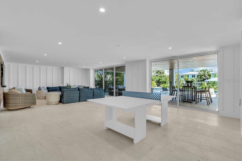 Game Room, Interior, Living room, Recessed Lighting