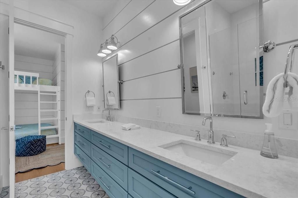 Bathroom, Dual Sink Vanities, Interior
