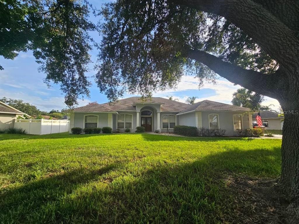 Backyard, Exterior, Facade, Ranch