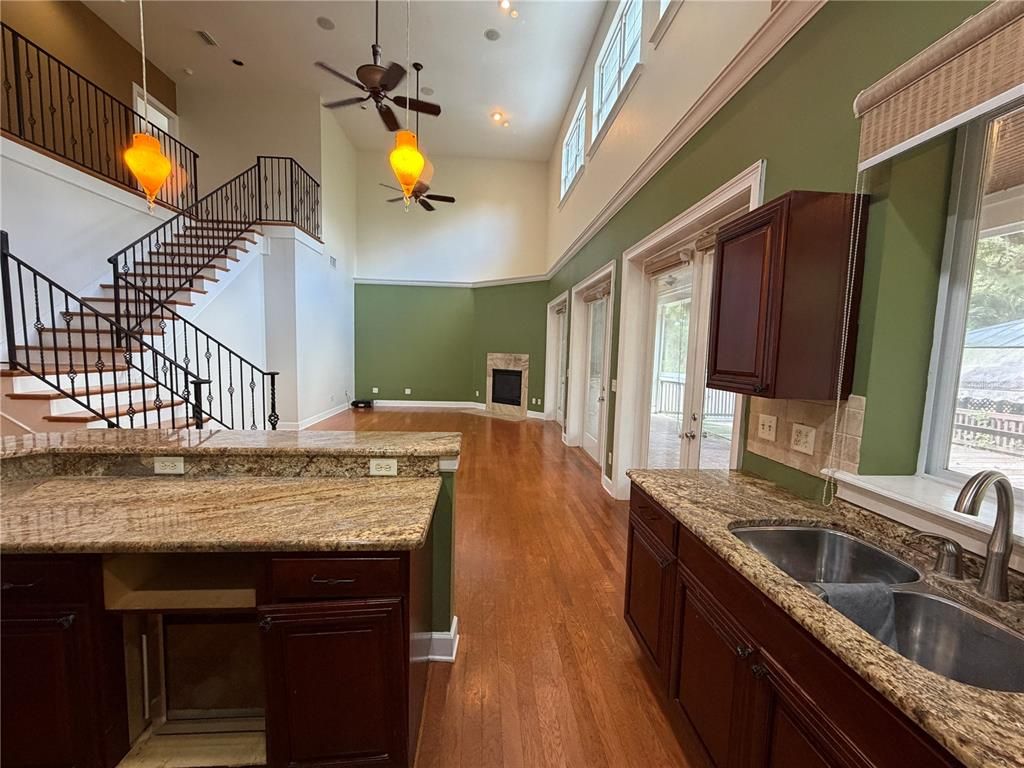 Interior, Pendant Lights, Recessed Lighting, Wood Texture Flooring
