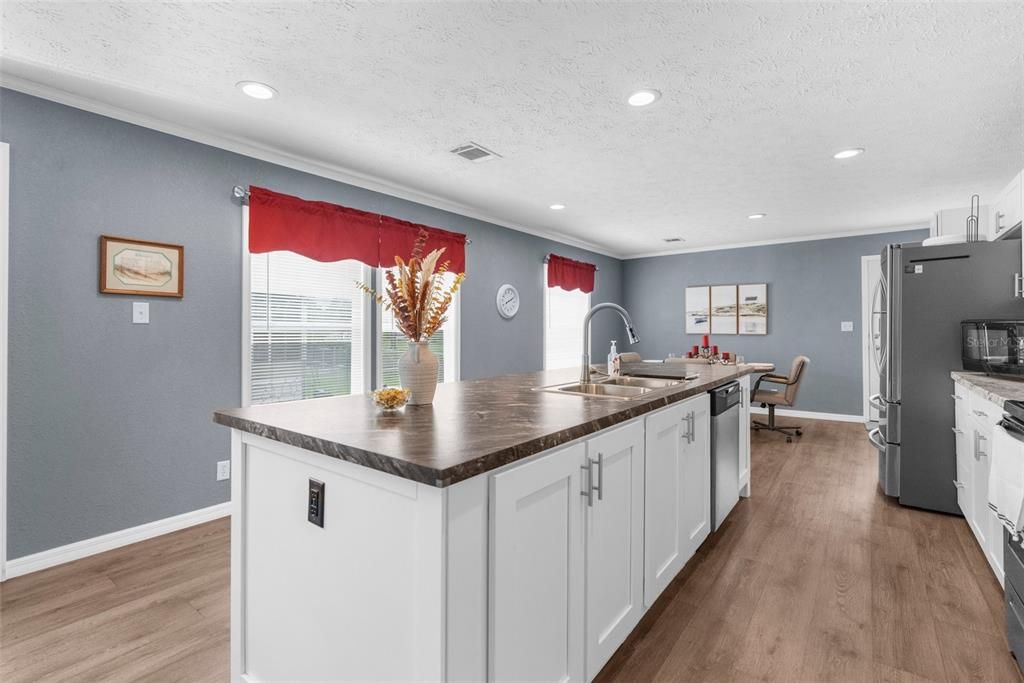 Dining room, Interior, Kitchen, Recessed Lighting, Wood Texture Flooring