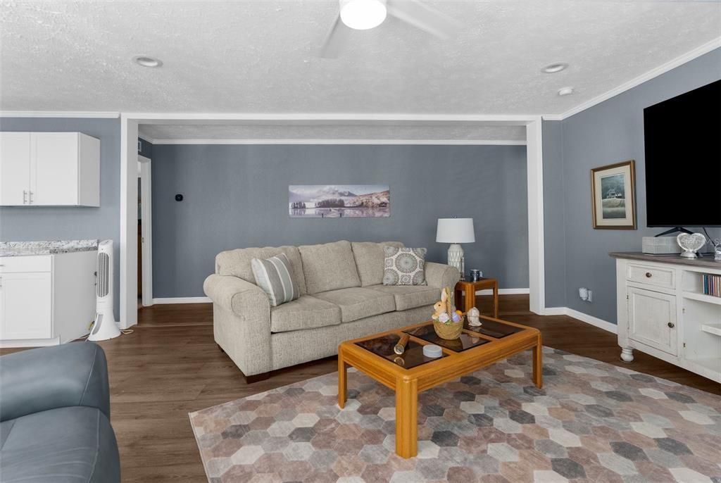 Interior, Living room, Recessed Lighting, Wood Texture Flooring