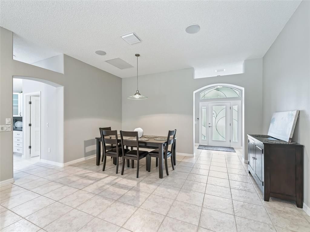 Dining room, Interior, Pendant Lights