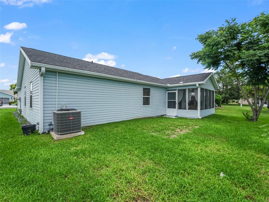 Backyard, Exterior