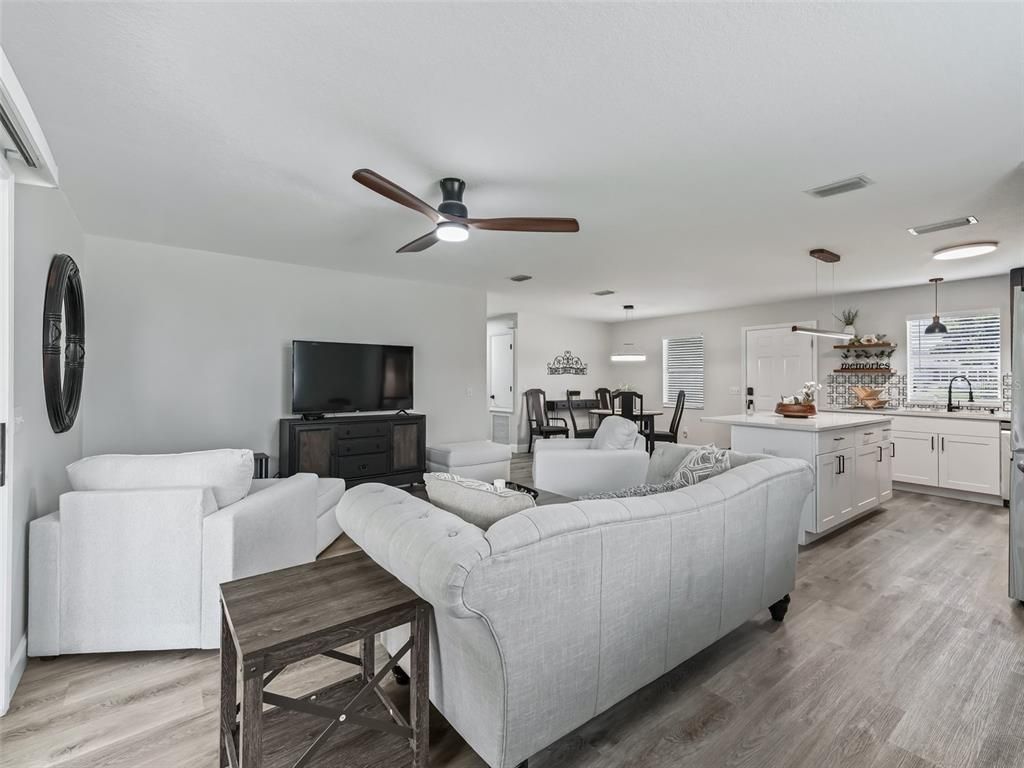 Dining room, Interior, Kitchen, Living room, Pendant Lights, Wood Texture Flooring
