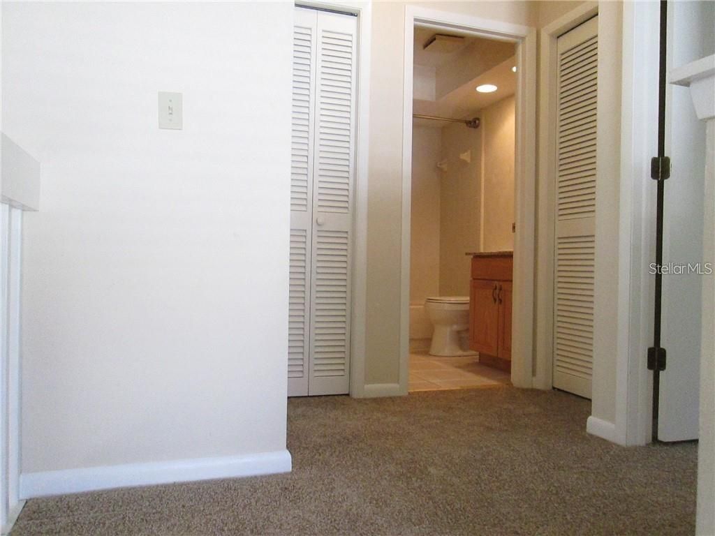 Bathroom, Empty room, Interior, Recessed Lighting
