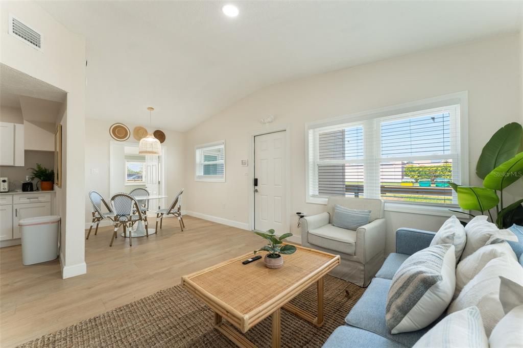Dining room, Interior, Living room, Pendant Lights, Recessed Lighting, Wood Texture Flooring