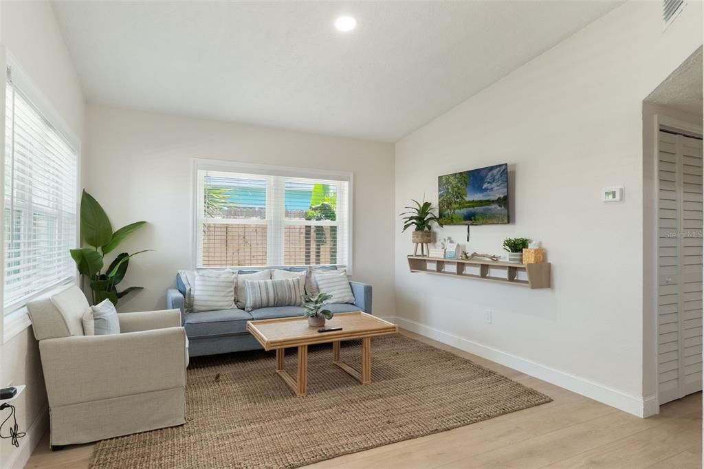 Interior, Living room, Recessed Lighting, Wood Texture Flooring
