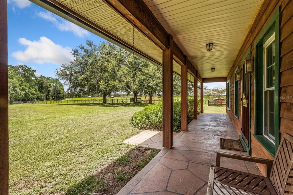 Backyard, Exterior
